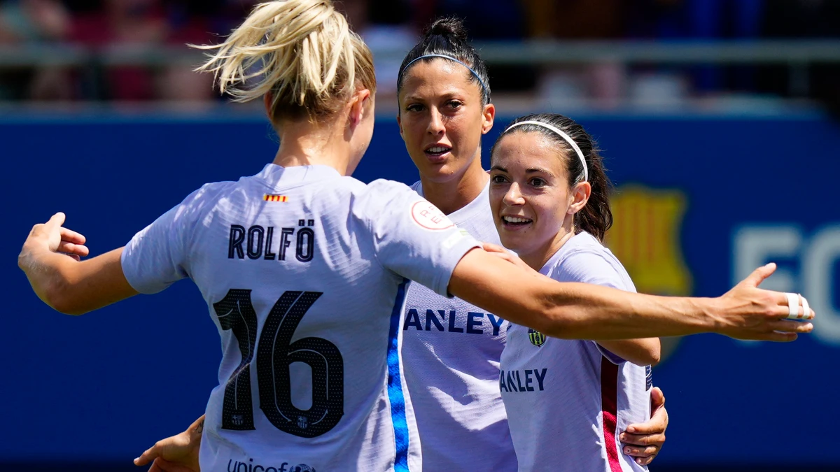 El Barça femenino celebra un gol 