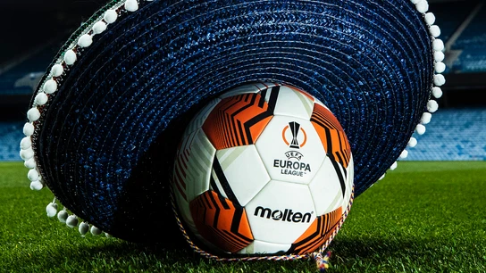 El Rangers promociona Sevilla con un sombrero mexicano El Rangers promociona Sevilla con un sombrero mexicano