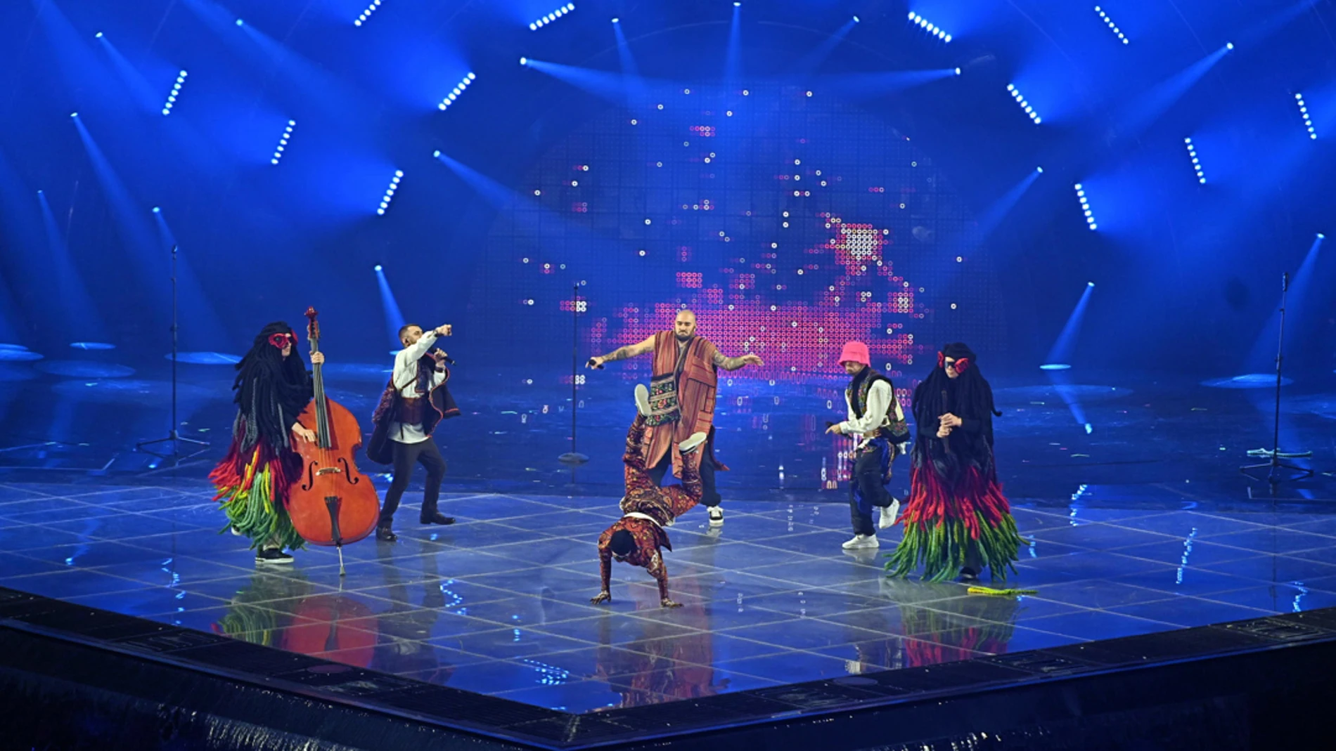 Ucrania gana el festival de Eurovisión y España queda en tercera posición
