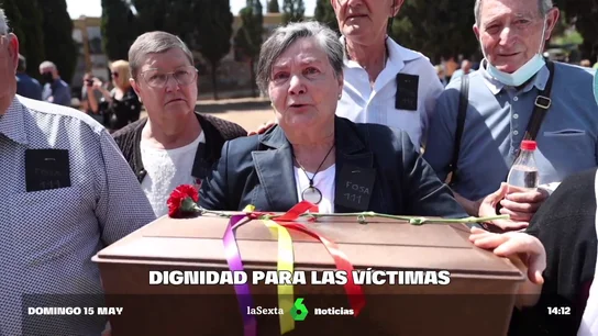 Los trabajos de exhumación en la fosa 111 del cementerio de Paterna devuelven la dignidad a 21 familias Los trabajos de exhumación en la fosa 111 del cementerio de Paterna devuelven la dignidad a 21 familias