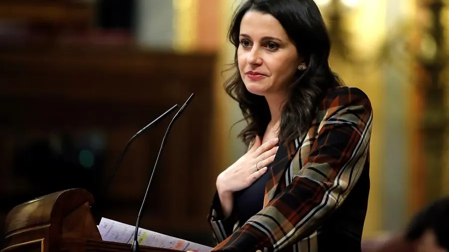 La líder de Ciudadanos, Inés Arrimadas, durante su intervención ante el pleno del Congreso de los Diputados.