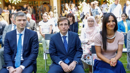 El alcalde y la vicealcaldesa de Madrid, Jos&eacute; Luis Mart&iacute;nez-Almeida y Bego&ntilde;a Villac&iacute;s.