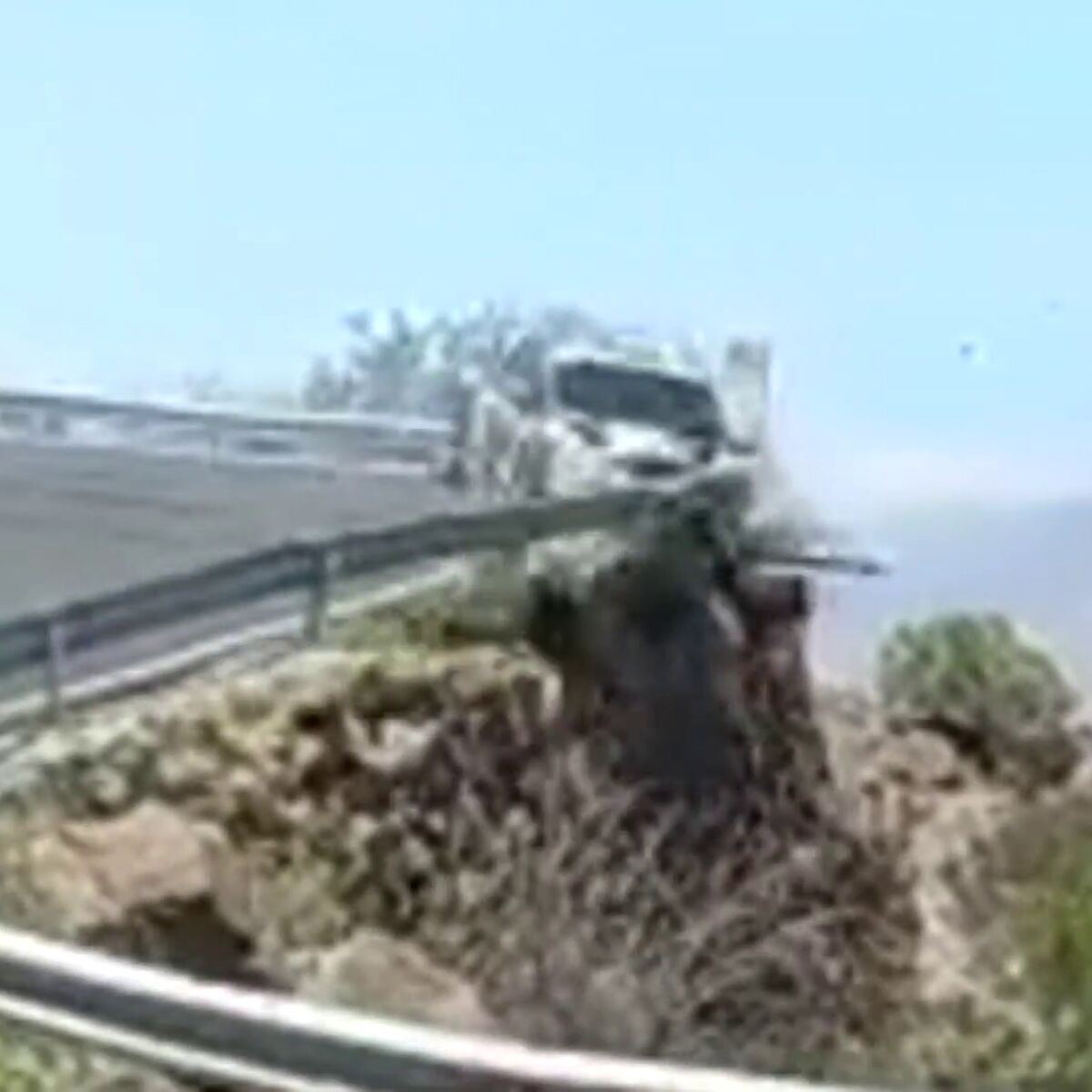 Salvados por el quitamiedos: terrible accidente en el rally de Canarias