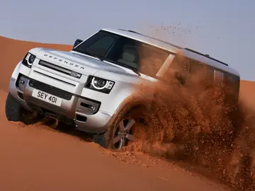 Adelanto del Land Rover Defender 130 Adelanto del Land Rover Defender 130