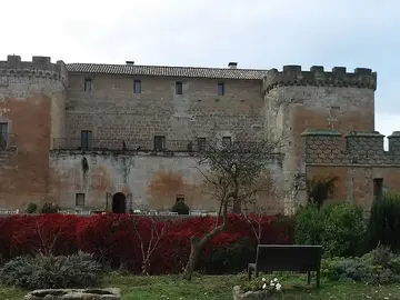 Castillo del Buen Amor: historia de una de las edificaciones más sorprendentes de la provincia de Salamanca Castillo del Buen Amor: historia de una de las edificaciones más sorprendentes de la provincia de Salamanca