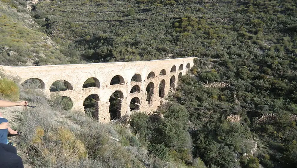 Acueductos de la rambla de Carcauz, en Almería