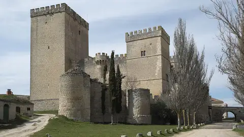 Castillo de Ampudia: historia y todo lo que debes saber Castillo de Ampudia: historia y todo lo que debes saber