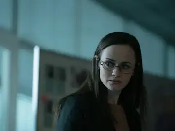 Alexis Bledel como Emily en la cuarta temporada de &#39;El cuento de la criada&#39; tras escapar de Gilead