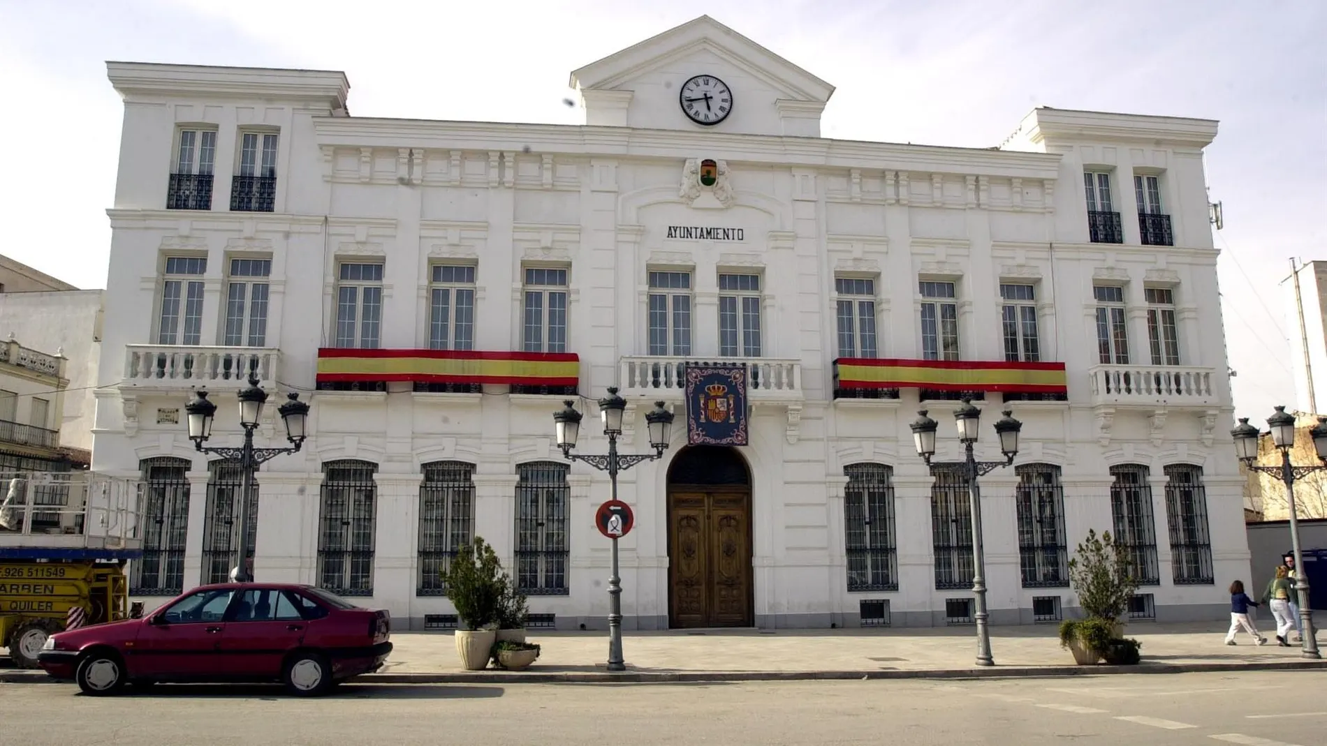 Imagen de archivo de la fachada del Ayuntamiento de Tomelloso
