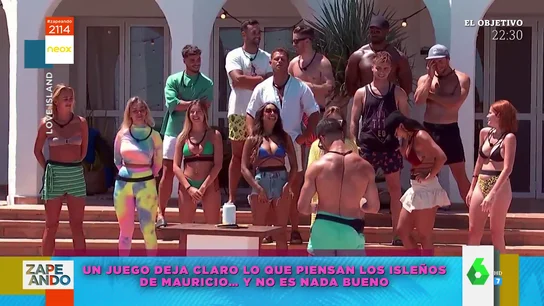 Los celos de Mauricio con Paola le convierten en el centro de los dardos en el juego de la sinceridad de Love Island Los celos de Mauricio con Paola le convierten en el centro de los dardos en el juego de la sinceridad de Love Island