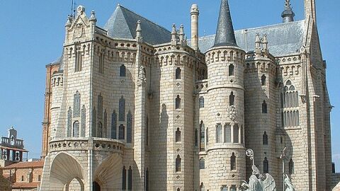 Palacio Episcopal de Astorga