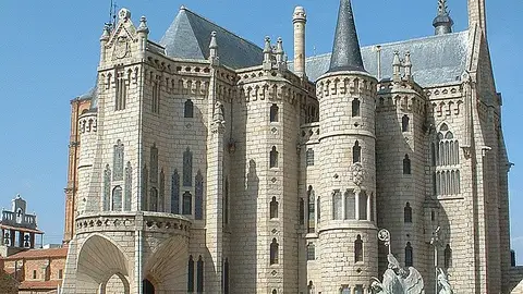 Palacio Episcopal de Astorga Palacio Episcopal de Astorga