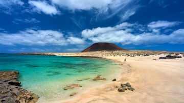 La Graciosa, una playa sin asfalto.