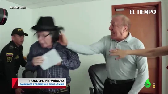 El día que el candidato colombiano Rodolfo Hernández abofeteó a un concejal: "¡Mientes, hijo de p***!" El día que el candidato colombiano Rodolfo Hernández abofeteó a un concejal: "¡Mientes, hijo de p***!"