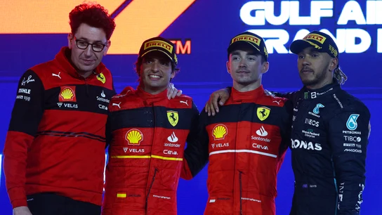 Mattia Binotto, Carlos Sainz, Charles Leclerc y Lewis Hamilton Mattia Binotto, Carlos Sainz, Charles Leclerc y Lewis Hamilton