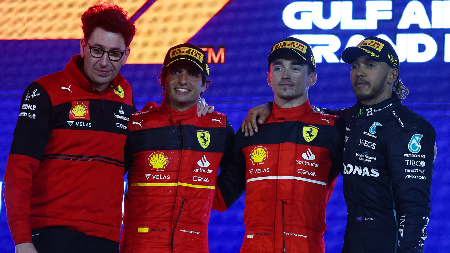 Mattia Binotto, Carlos Sainz, Charles Leclerc y Lewis Hamilton Mattia Binotto, Carlos Sainz, Charles Leclerc y Lewis Hamilton