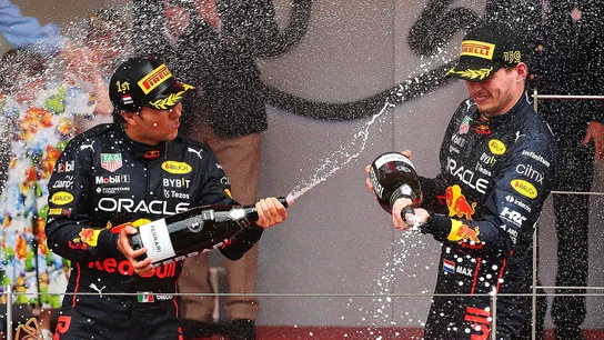 Sergio Pérez y Max Verstappen Sergio Pérez y Max Verstappen