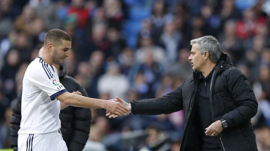 Karim Benzema y José Mourinho Karim Benzema y José Mourinho