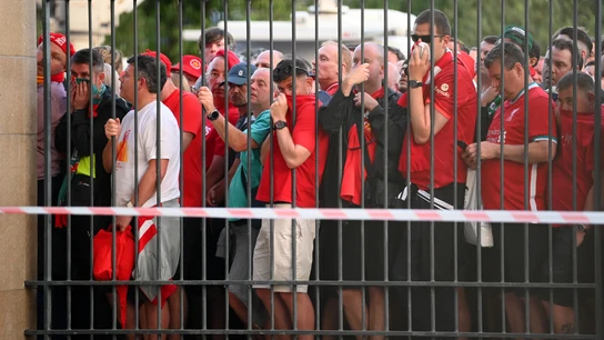 La UEFA pide "sinceras disculpas" por los incidentes de la final de la Champions La UEFA pide "sinceras disculpas" por los incidentes de la final de la Champions