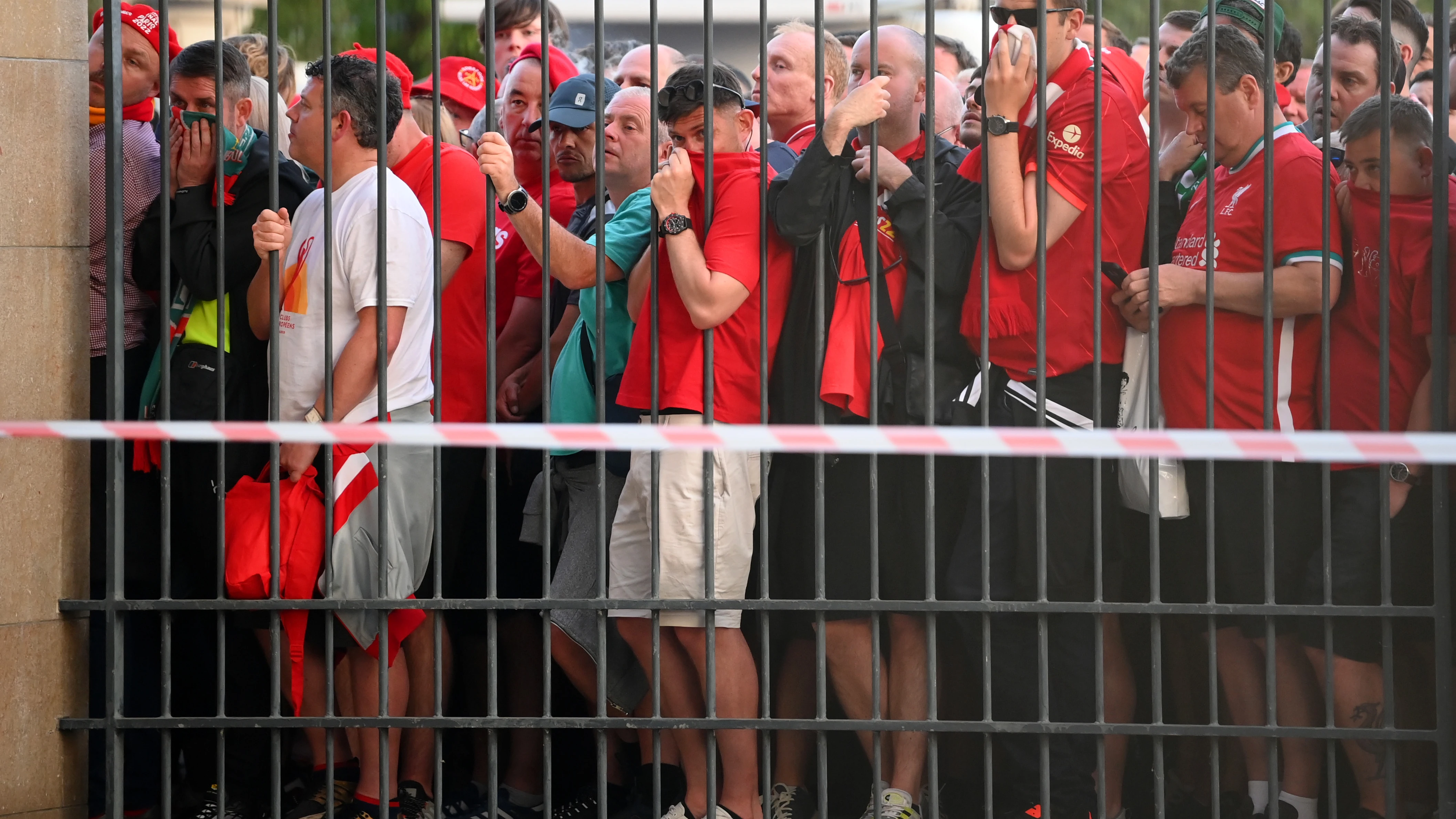 La UEFA pide "sinceras disculpas" por los incidentes de la final de la Champions