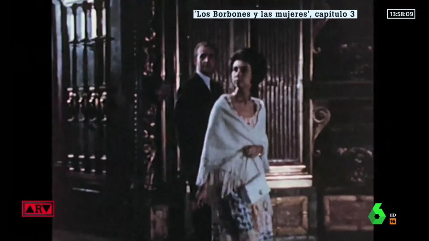 El tercer capítulo de 'Los Borbones: una familia real' pone el foco en la vida sentimental de Juan Carlos I y de sus antepasados El tercer capítulo de 'Los Borbones: una familia real' pone el foco en la vida sentimental de Juan Carlos I y de sus antepasados