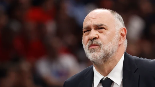 Pablo Laso, en un partido contra el Real Madrid Pablo Laso, en un partido contra el Real Madrid