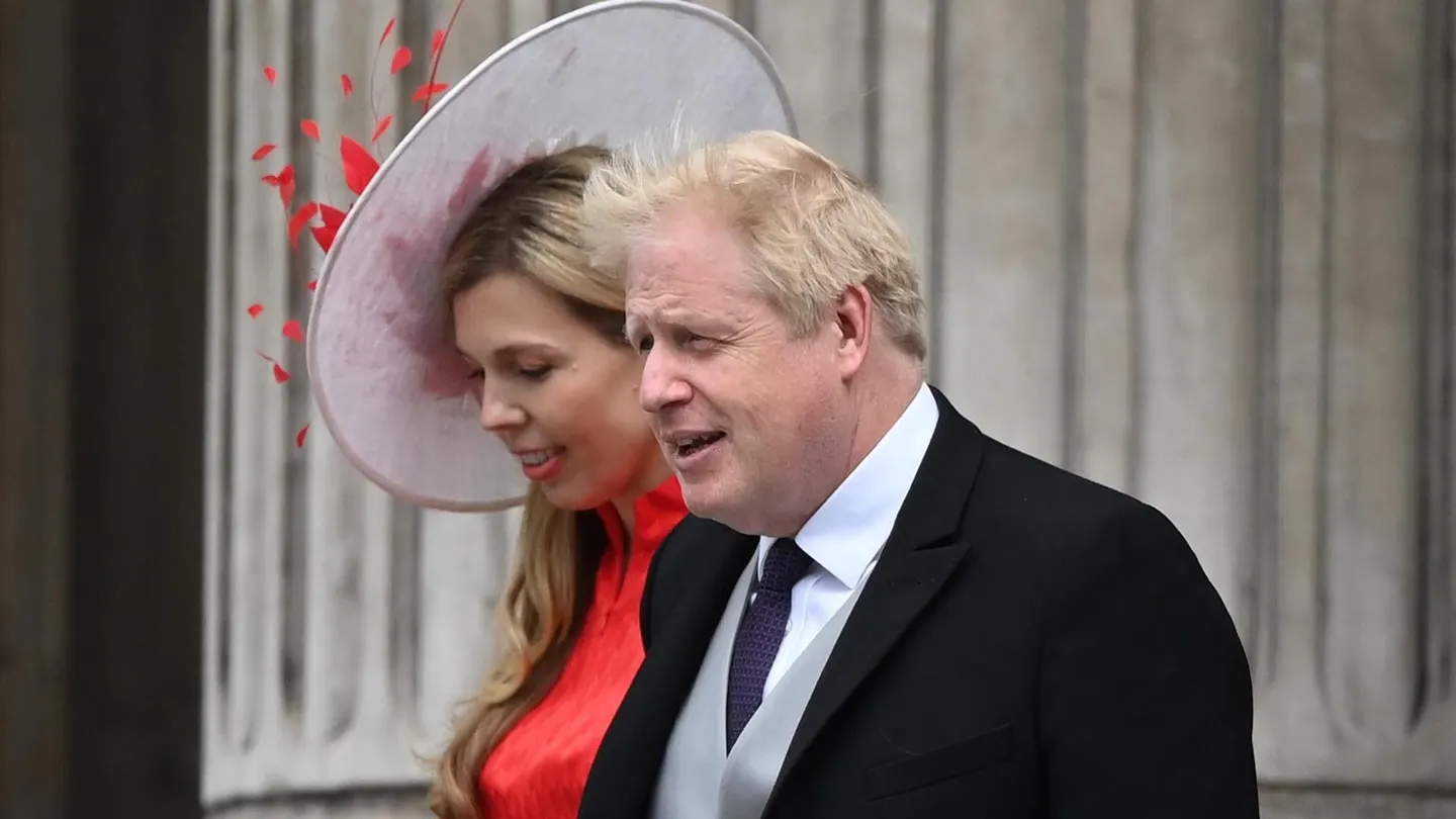 El primer ministro británico, Boris Johnson, y su mujer, Carrie Johnson, en las celebraciones por el Jubileo de Isabel II El primer ministro británico, Boris Johnson, y su mujer, Carrie Johnson, en las celebraciones por el Jubileo de Isabel II