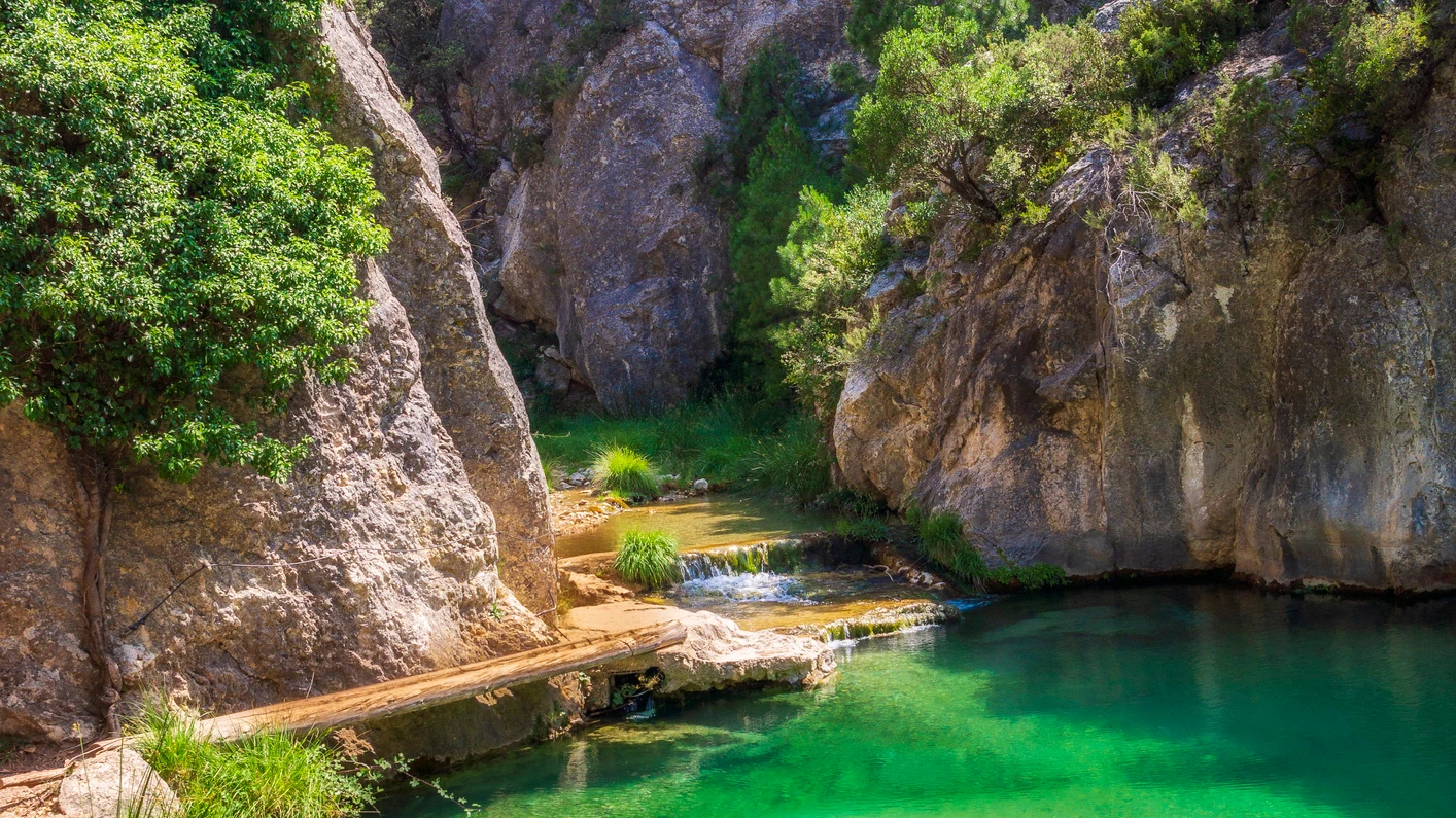 La ruta del Parrizal de Beceite: Un paraíso de aguas cristalinas en Teruel La ruta del Parrizal de Beceite: Un paraíso de aguas cristalinas en Teruel