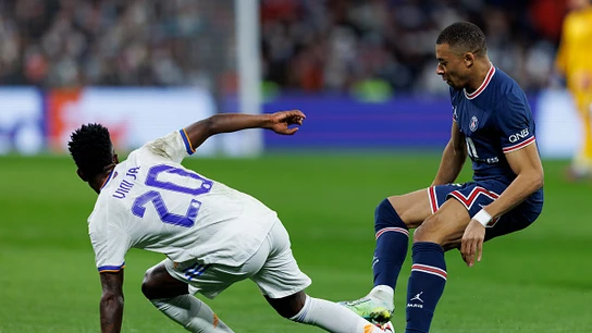 Vinicius Jr. y Kylian Mbappé Vinicius Jr. y Kylian Mbappé