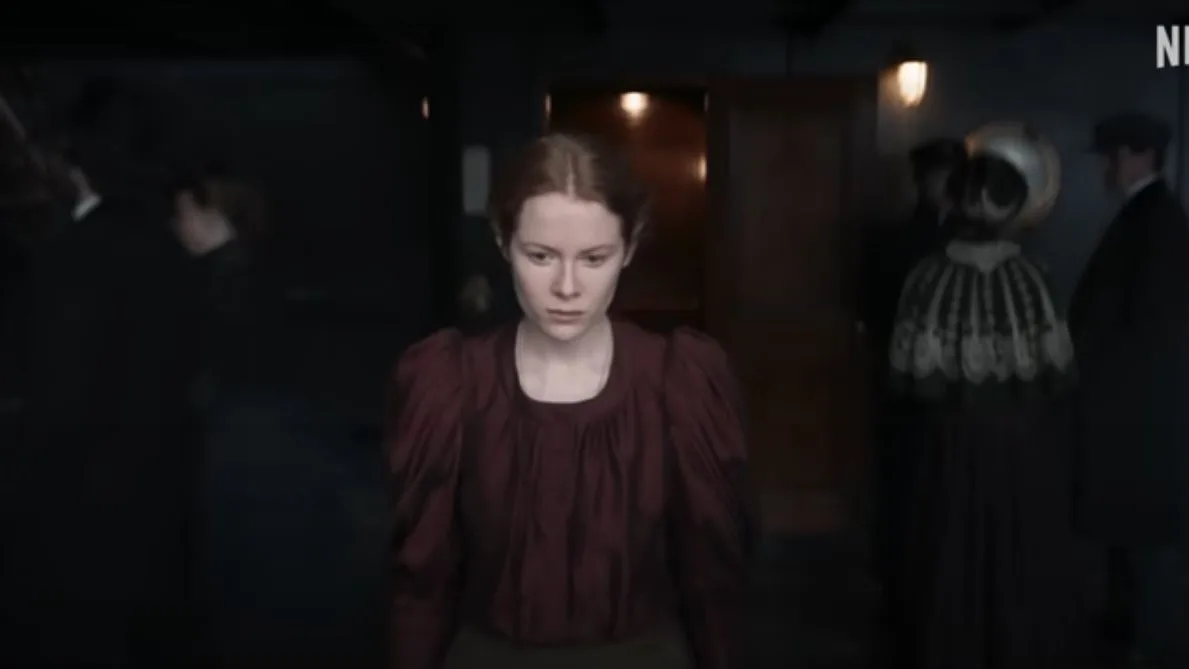 Emily Beecham interpreta a Maura Franklin en 1899