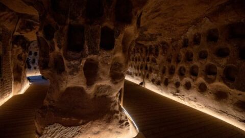 Cuevas de los Cien Pilares