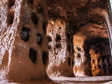 Cuevas de los Cien Pilares: su historia y dónde podemos encontrarlas Cuevas de los Cien Pilares: su historia y dónde podemos encontrarlas