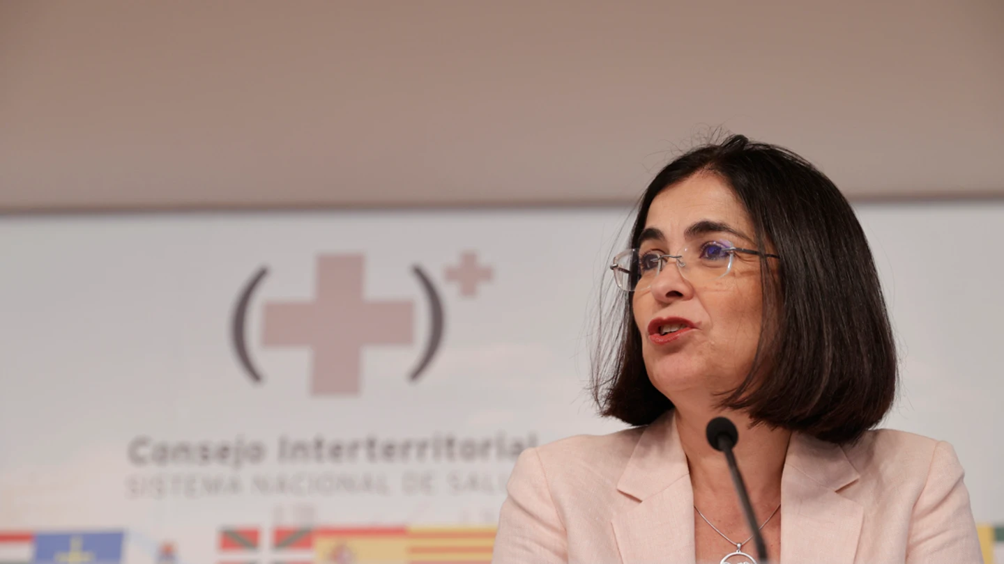 Darias anuncia que se pondrá una cuarta dosis de la vacuna "para toda la población" Darias anuncia que se pondrá una cuarta dosis de la vacuna "para toda la población"