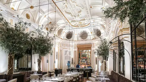 La capilla del restaurante Caluana en Madrid La capilla del restaurante Caluana en Madrid