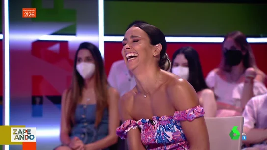 Cristina Pedroche imitando a Chiquito de la Calzada Cristina Pedroche imitando a Chiquito de la Calzada
