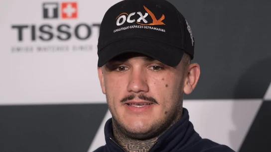 Arón Canet en rueda de prensa Arón Canet en rueda de prensa