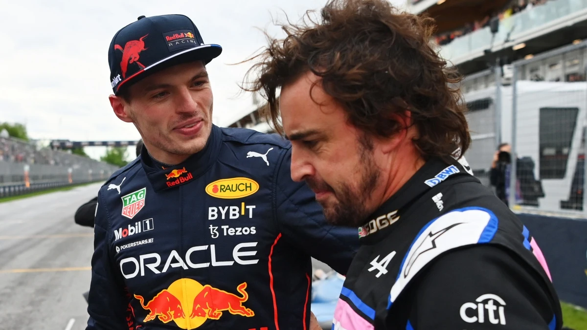 Verstappen, con Fernando Alonso