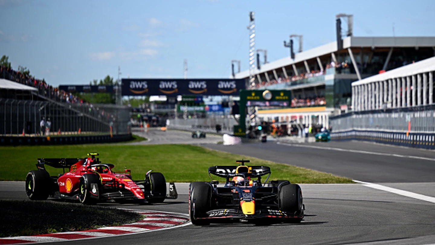 Max Verstappen y Carlos Sainz Max Verstappen y Carlos Sainz