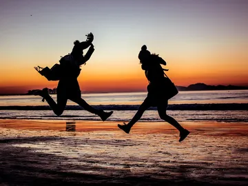 ¿Sabes cuál es la zona de Europa en la que anochece más tarde? ¿Sabes cuál es la zona de Europa en la que anochece más tarde?