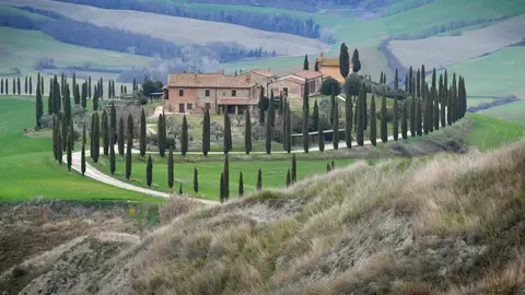 Paisaje cerca de Asciano, Italia Paisaje cerca de Asciano, Italia