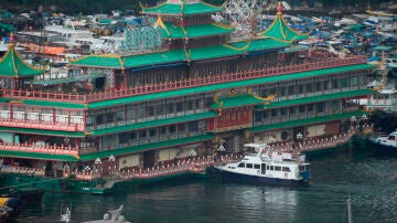 El icónico restaurante flotante Jumbo de Hong Kong