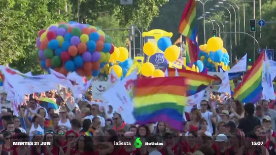El Orgullo se reivindica en Madrid ante la inacción de Almeida y el desplante del PP El Orgullo se reivindica en Madrid ante la inacción de Almeida y el desplante del PP