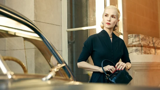 Natalia Oreiro es Eva Perón en 'Santa Evita' Natalia Oreiro es Eva Perón en 'Santa Evita'