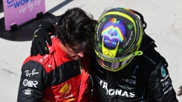 Carlos Sainz y Lewis Hamilton