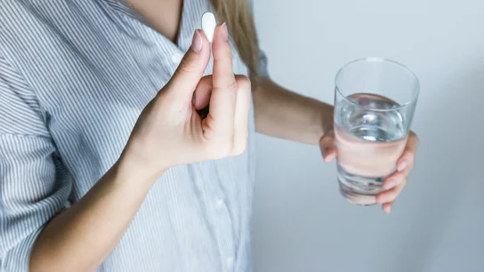 Faringitis y laringitis: las claves para cuidar la garganta durante el verano Faringitis y laringitis: las claves para cuidar la garganta durante el verano