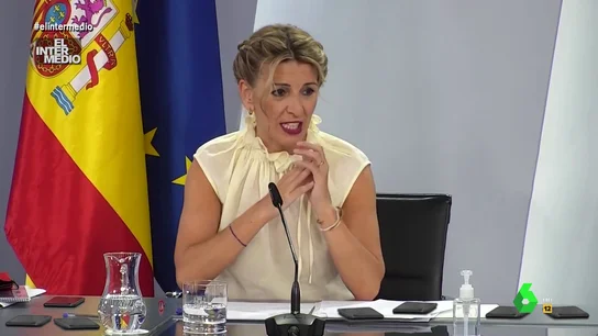 Yolanda Díaz recibe unos mensajes de Pedro Sánchez Yolanda Díaz recibe unos mensajes de Pedro Sánchez