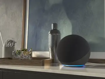 Un modelo de Amazon Echo