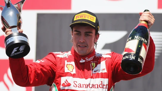 Fernando Alonso, tras ganar el GP de Europa en Valencia Fernando Alonso, tras ganar el GP de Europa en Valencia