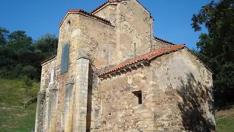 Iglesia de San Miguel de Lillo Iglesia de San Miguel de Lillo