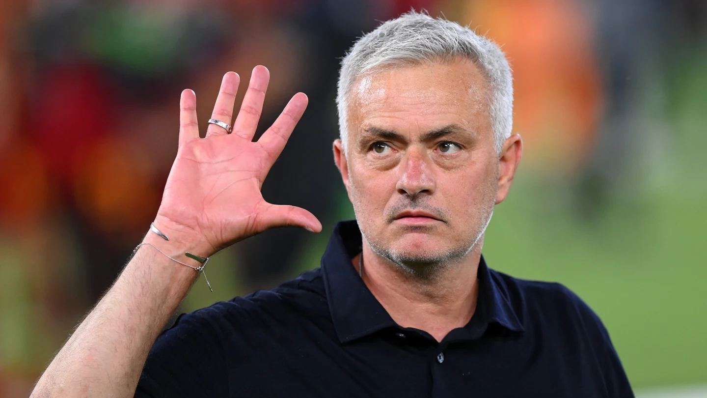José Mourinho José Mourinho